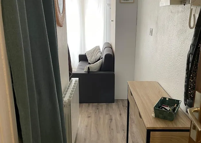 Daire Renove + Loggia 5 Mn Des Thermes / C.ville - La A Jo