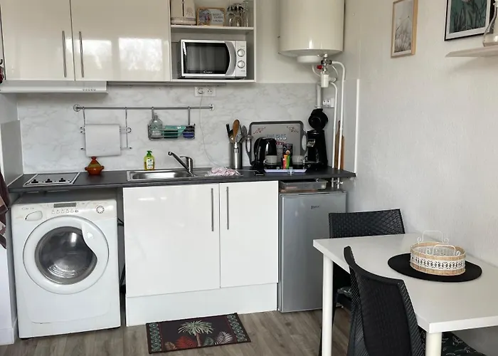 Daire Renove + Loggia 5 Mn Des Thermes / C.ville - La A Jo